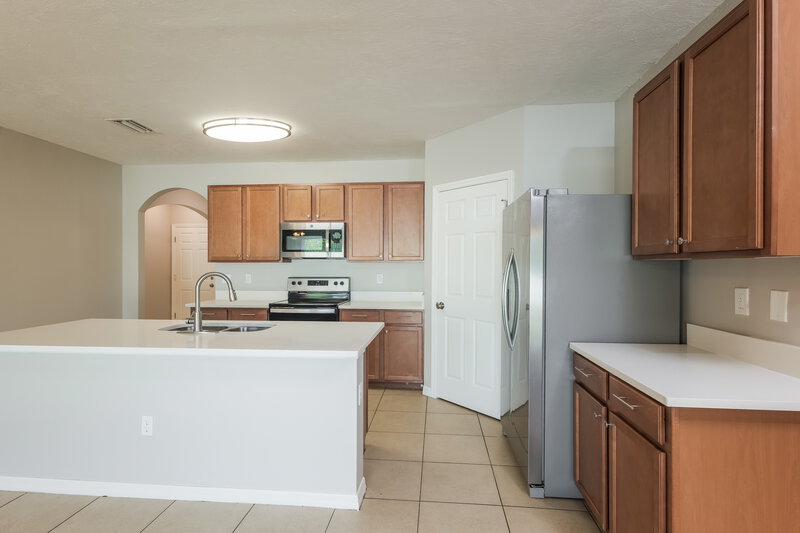 1,850/Mo, 4406 SW 15th Ave Cape Coral, FL 33914 Kitchen View