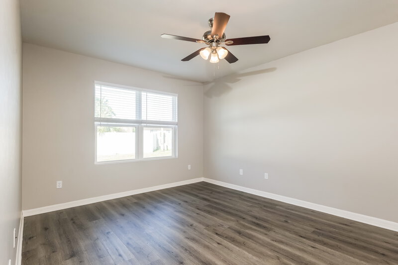 1,850/Mo, 4406 SW 15th Ave Cape Coral, FL 33914 Main Bedroom View