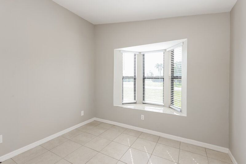 1,815/Mo, 3912 SE 13th Ave Cape Coral, FL 33904 Floorplan View 2
