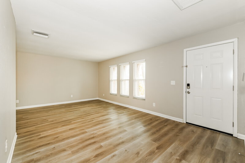 1,835/Mo, 923 SE 19th St Cape Coral, FL 33990 Living Room View