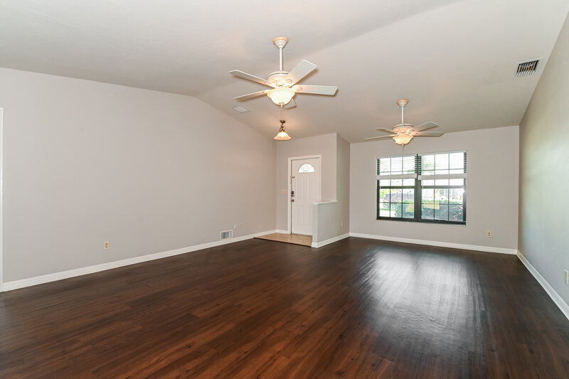 1,715/Mo, 3308 SW 6th Pl Cape Coral, FL 33914 Living Room View