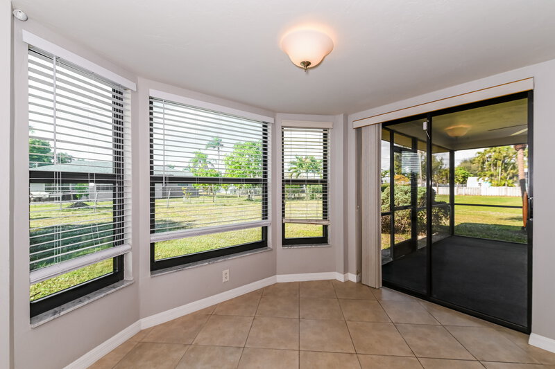 1,715/Mo, 3308 SW 6th Pl Cape Coral, FL 33914 Dining Room View