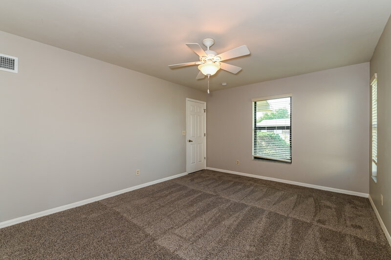 1,715/Mo, 3308 SW 6th Pl Cape Coral, FL 33914 Main Bedroom View 2