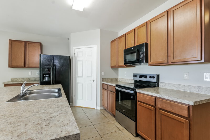 1,840/Mo, 25 SW 19th Ter Cape Coral, FL 33991 Misc View 5