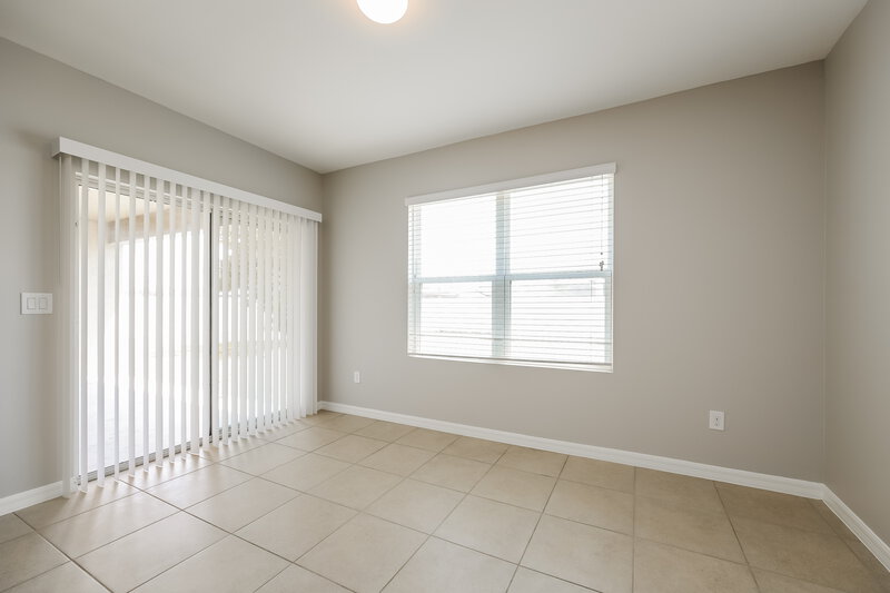 2,285/Mo, 920 SE 22nd St Cape Coral, FL 33990 Dining Room View