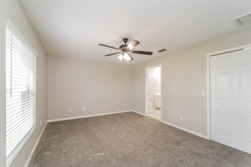 2,190/Mo, 4417 SW 7th Ave Cape Coral, FL 33914 Main Bedroom View 2