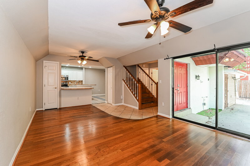 1,915/Mo, 10907 Meadow Lark Cove Dr Fort Myers, FL 33908 Living Room View 4