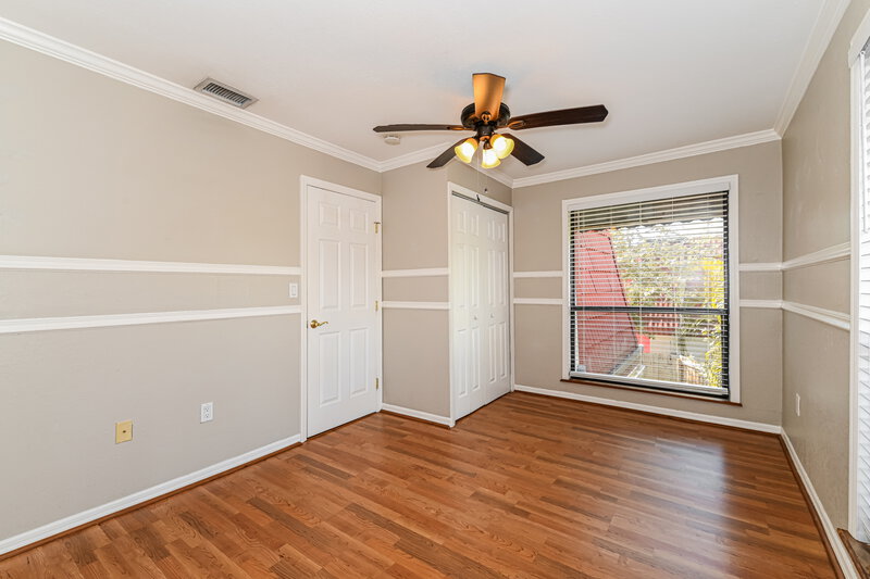 1,915/Mo, 10907 Meadow Lark Cove Dr Fort Myers, FL 33908 Main Bedroom View 2