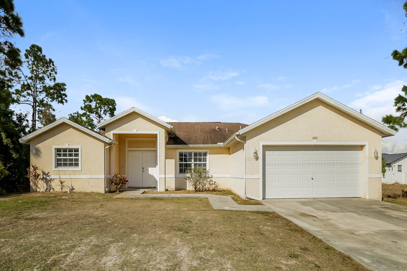 1,890/Mo, 1207 Summa Blvd Lehigh Acres, FL 33974 External View