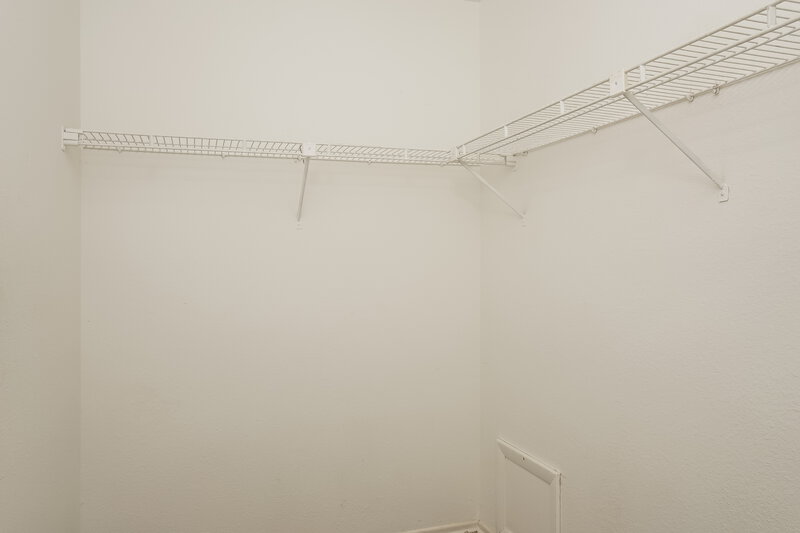 1,590/Mo, 7574 Mesa St North Port, FL 34287 Walk In Closet View