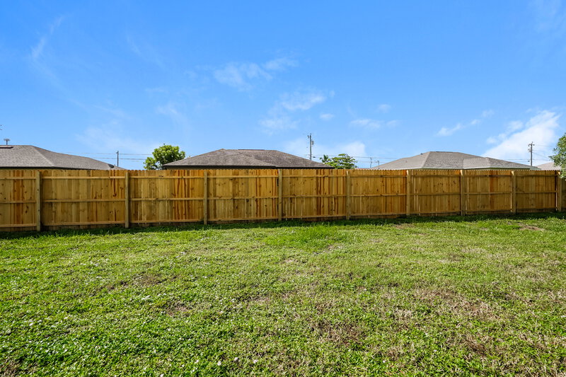 1,970/Mo, 840 SW 37TH TER Cape Coral, FL 33914 Misc View 13