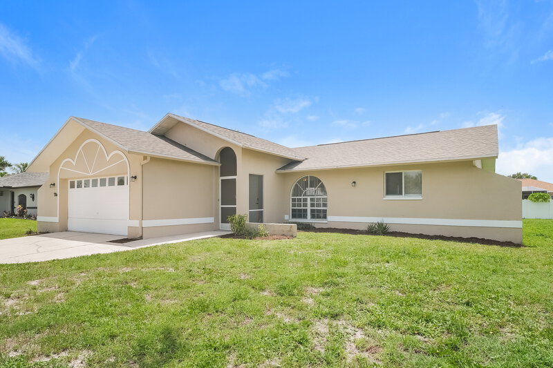 1,700/Mo, 706 SW 11th St Cape Coral, FL 33991 Front View