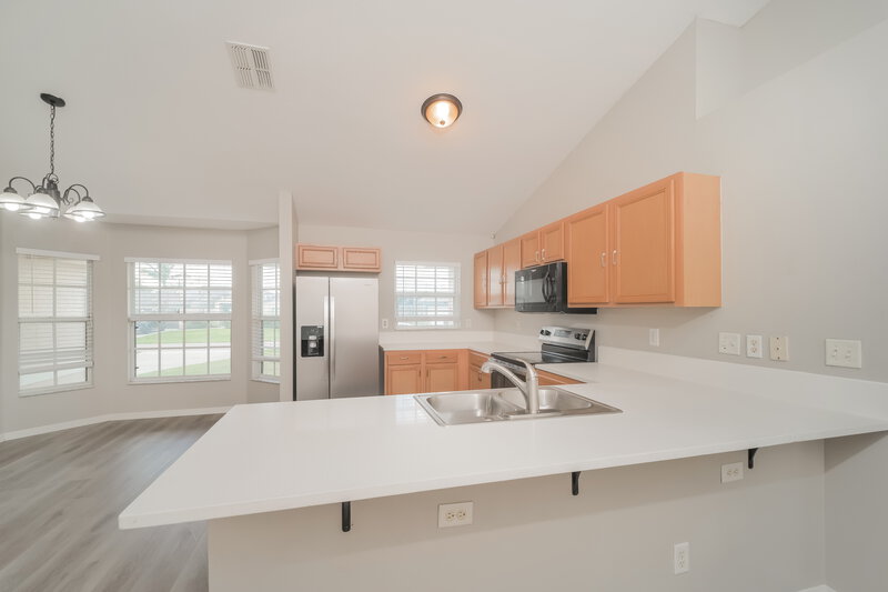 1,620/Mo, 1825 Sw 25Th St Cape Coral, FL 33914 Kitchen View 2