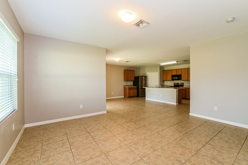 2,920/Mo, 173 SE 16th Ter Cape Coral, FL 33990 Living Room View 2