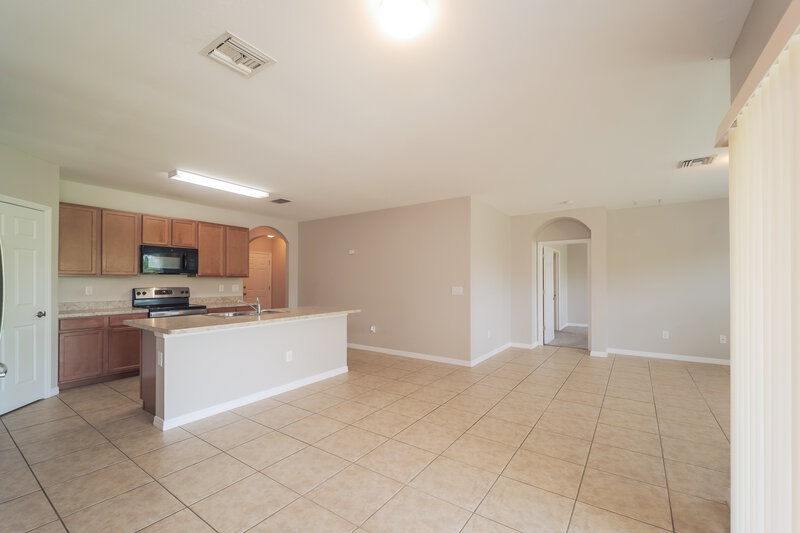 1,865/Mo, 173 SE 16th Ter Cape Coral, FL 33990 Living Room View 3
