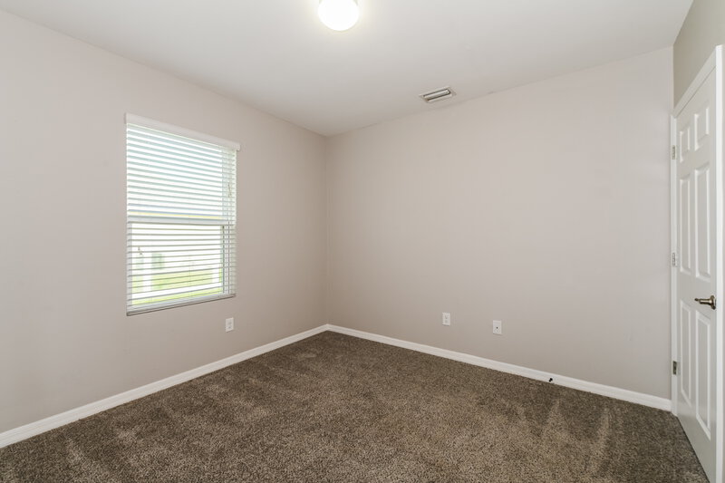 2,920/Mo, 173 SE 16th Ter Cape Coral, FL 33990 Bedroom View 3