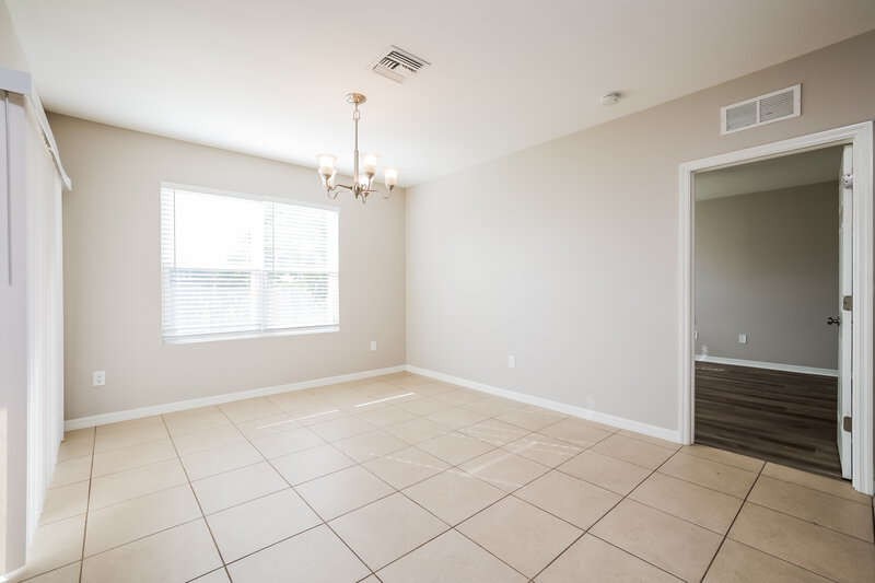 1,630/Mo, 140 SE 2nd Pl Cape Coral, FL 33991 Dining Room View