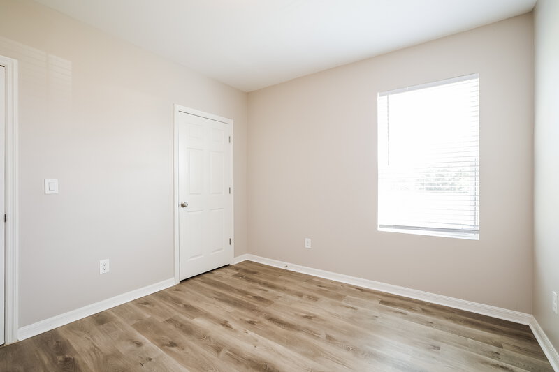 1,630/Mo, 140 SE 2nd Pl Cape Coral, FL 33991 Bedroom View 2