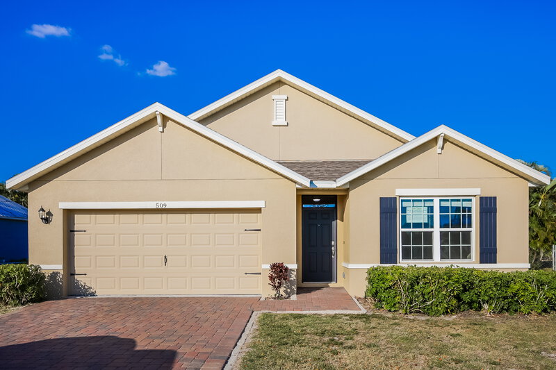 2,055/Mo, 509 SW 11th Ave Cape Coral, FL 33991 External View