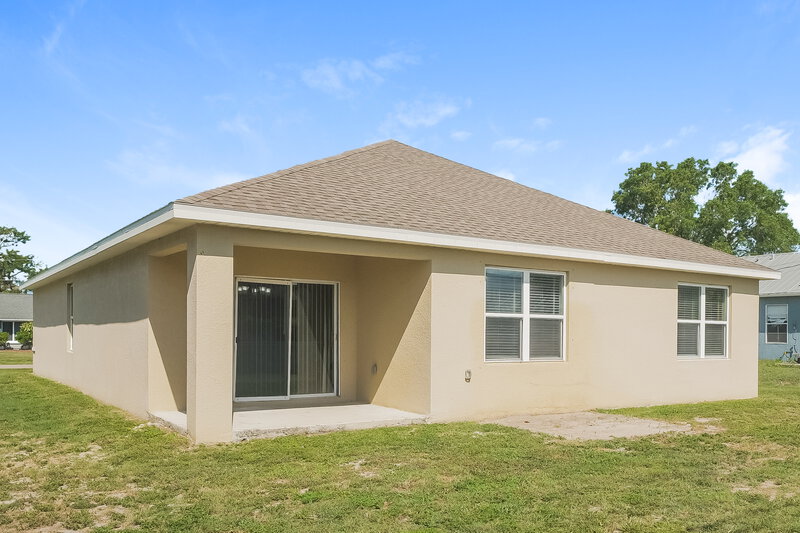 2,035/Mo, 509 SW 11th Ave Cape Coral, FL 33991 Rear View
