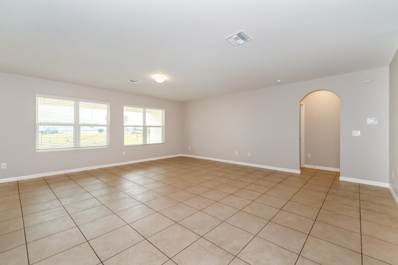 2,670/Mo, 1605 SW 15th St Cape Coral, FL 33991 Living Room View 2
