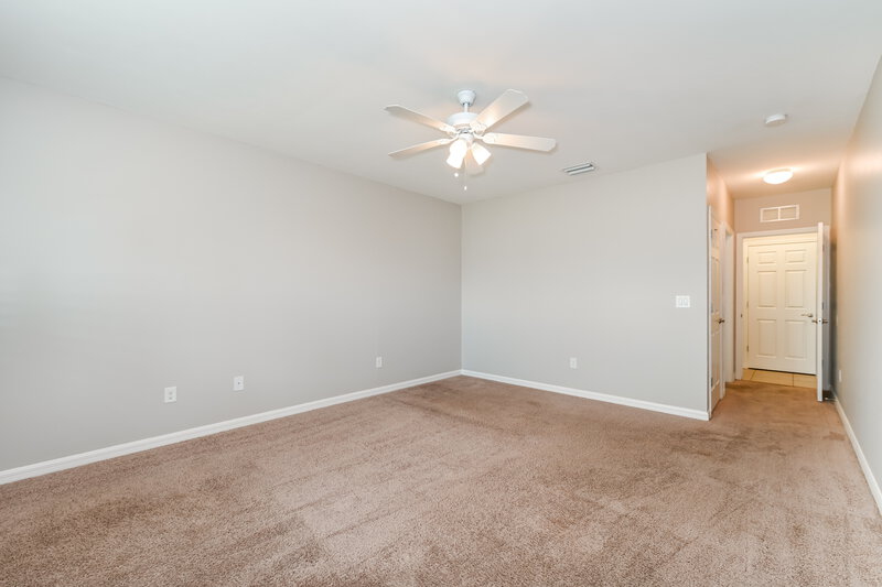 2,670/Mo, 1605 SW 15th St Cape Coral, FL 33991 Main Bedroom View 2