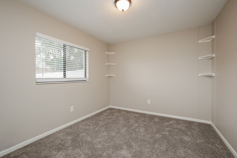 1,885/Mo, 433 SE 13th Pl Cape Coral, FL 33990 Bedroom View 2