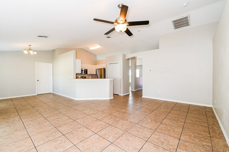 1,825/Mo, 2310 SW 4th Ct Cape Coral, FL 33991 Living Room View