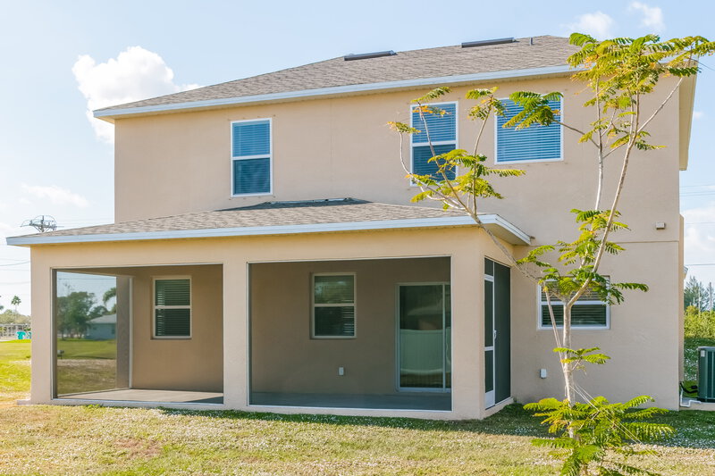 2,270/Mo, 1519 SW 20th Ave Cape Coral, FL 33991 Rear View