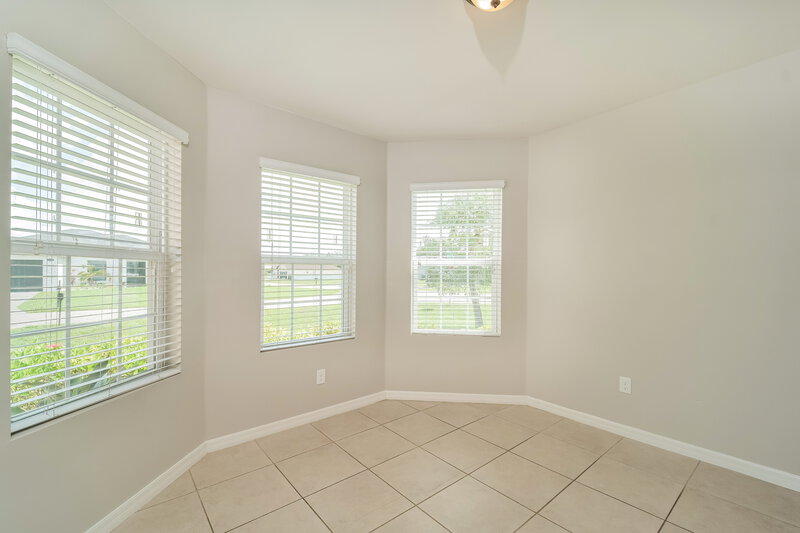 2,010/Mo, 714 SW 6th ST Cape Coral, FL 33991 Breakfast Nook View