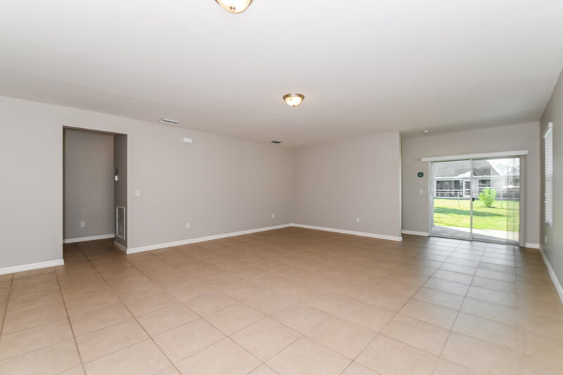 1,950/Mo, 114 SW 21st ST Cape Coral, FL 33991 Living Room View 2