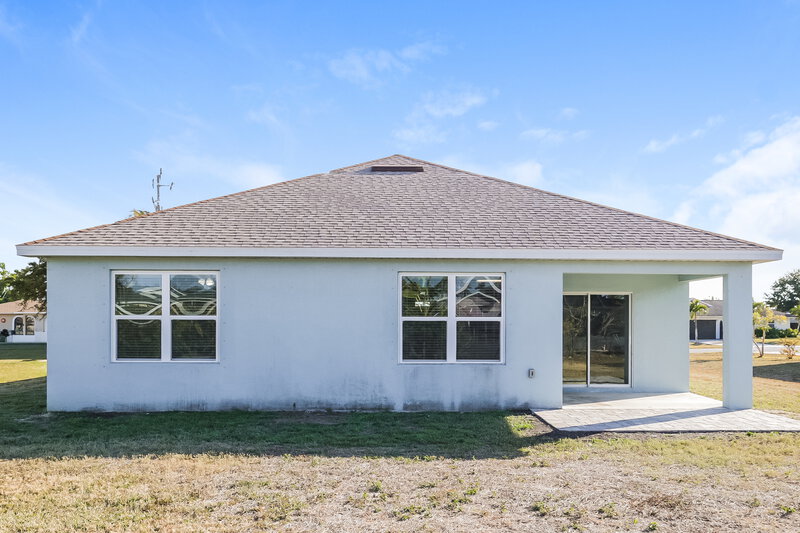 2,055/Mo, 449 SW 19 St Cape Coral, FL 33991 Rear View
