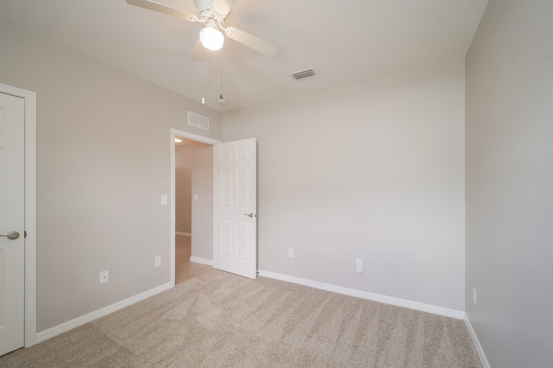 2,190/Mo, 218 SE 8th St Cape Coral, FL 33990 Bedroom View 2