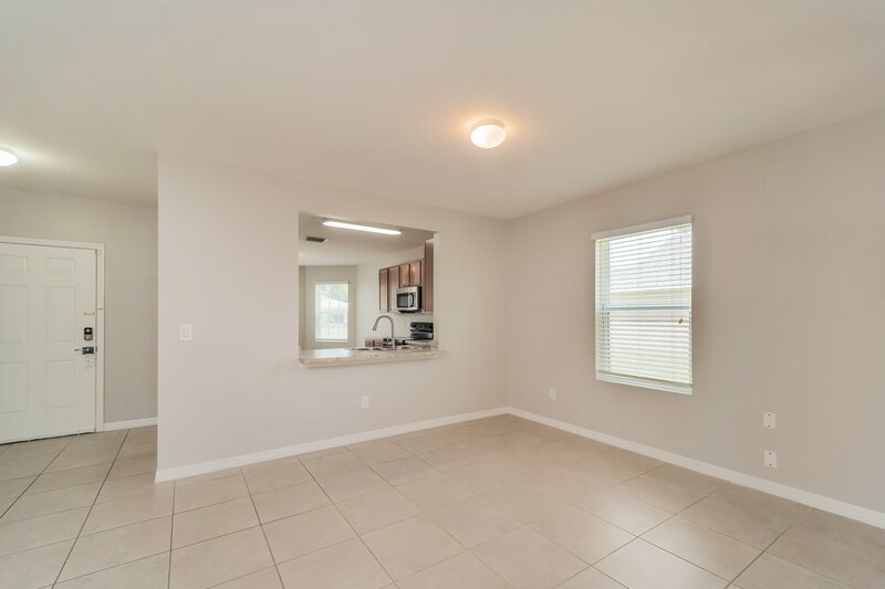 1,685/Mo, 627 SW 27th Ter Cape Coral, FL 33914 Dining Room View
