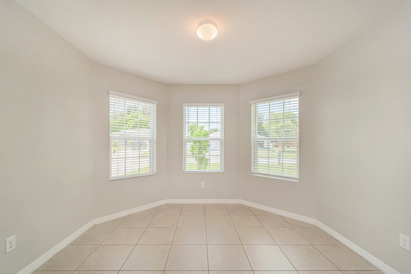 1,685/Mo, 627 SW 27th Ter Cape Coral, FL 33914 Breakfast Nook View