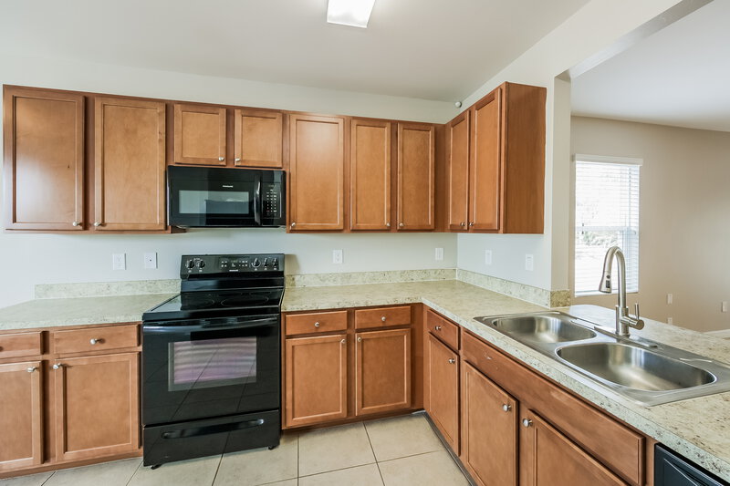2,095/Mo, 627 SW 27th Ter Cape Coral, FL 33914 Misc View 6