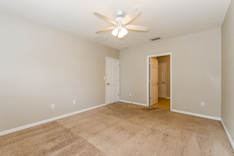 1,990/Mo, 806 SW 11th Ave Cape Coral, FL 33991 Main Bedroom View