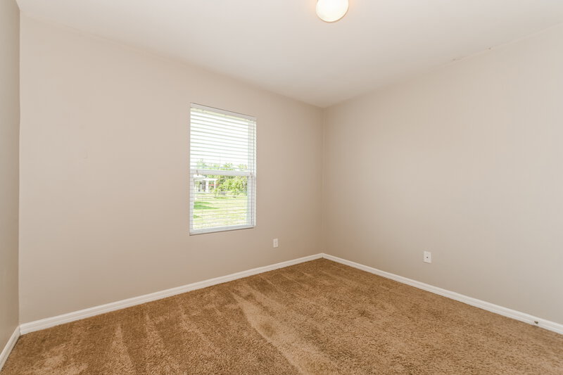 1,990/Mo, 806 SW 11th Ave Cape Coral, FL 33991 Bedroom View