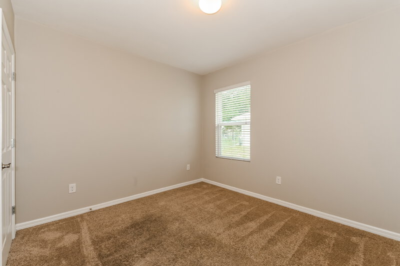 1,990/Mo, 806 SW 11th Ave Cape Coral, FL 33991 Bedroom View 3