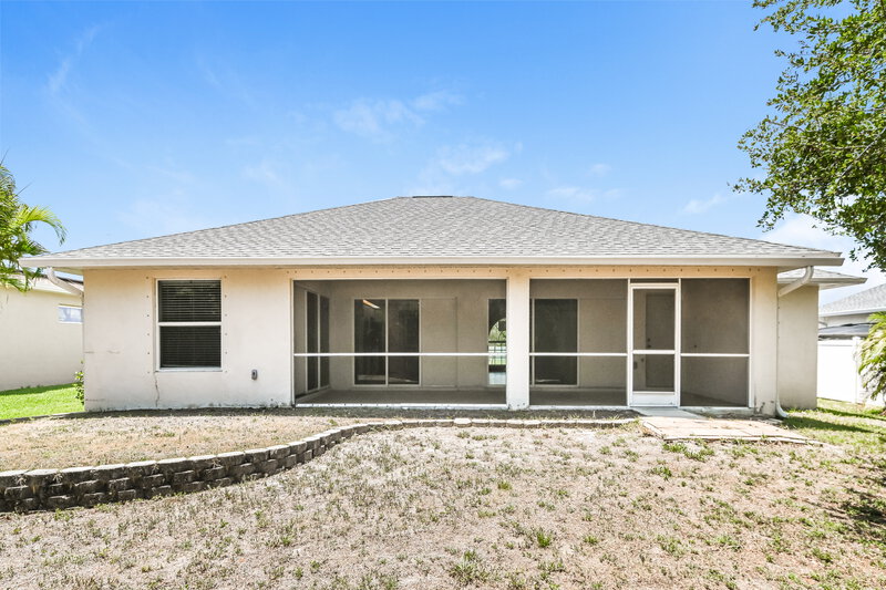 2,170/Mo, 1901 SW 26th Ter Cape Coral, FL 33914 Rear View
