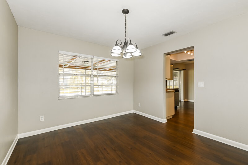 2,360/Mo, 2261 SE 28th St Cape Coral, FL 33904 Dining Room View