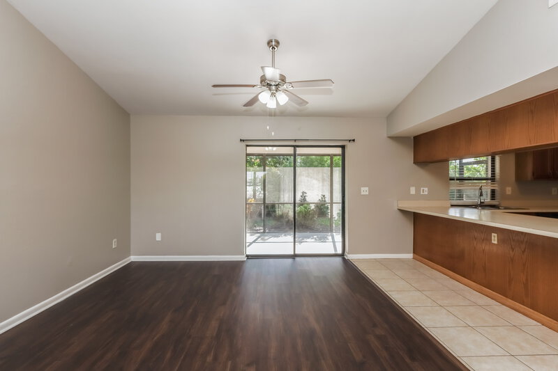 1,565/Mo, 3607 SE 8th Ave Cape Coral, FL 33904 Living Room View 2