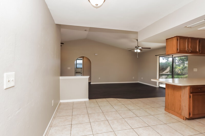 1,565/Mo, 3607 SE 8th Ave Cape Coral, FL 33904 Dining Room View