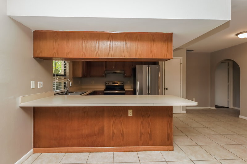 1,565/Mo, 3607 SE 8th Ave Cape Coral, FL 33904 Kitchen View