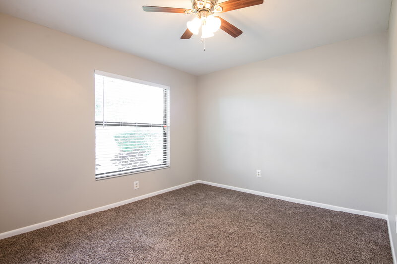 3,100/Mo, 3607 SE 8th Ave Cape Coral, FL 33904 Bedroom View 2