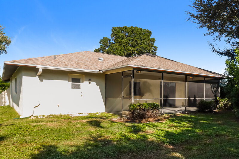 1,565/Mo, 3607 SE 8th Ave Cape Coral, FL 33904 Rear View