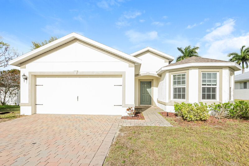 1,840/Mo, 1418 SW 1st Ave Cape Coral, FL 33991 External View