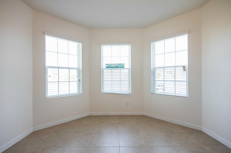 2,570/Mo, 1418 SW 1st Ave Cape Coral, FL 33991 Dining Room View