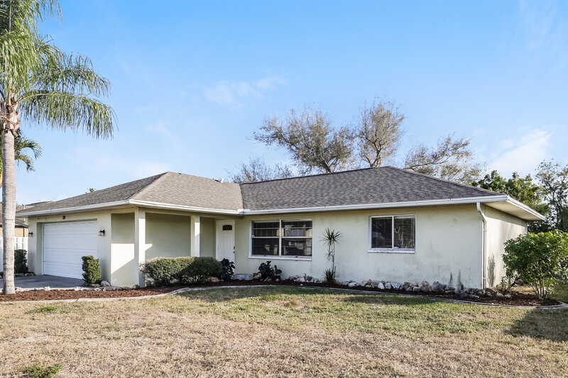 1,710/Mo, 28 SW 13th St Cape Coral, FL 33991 External View
