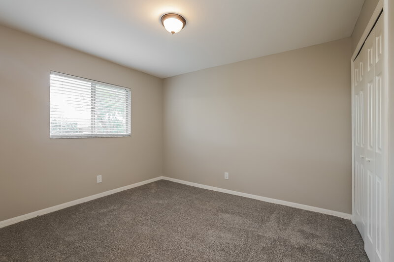 1,710/Mo, 28 SW 13th St Cape Coral, FL 33991 Bedroom View 2